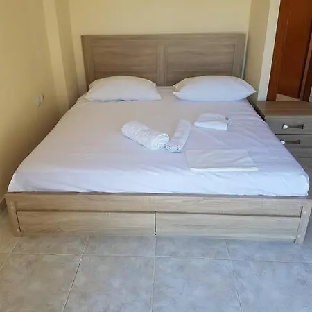 Селска къща за гости Modern House *